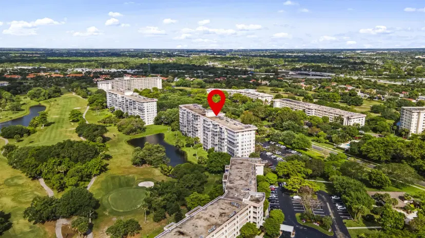 Picture of 3510 Oaks Way 501, Pompano Beach FL 33069