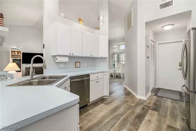 Picture of 1016 NE Van Loon Ln, Cape Coral FL 33909