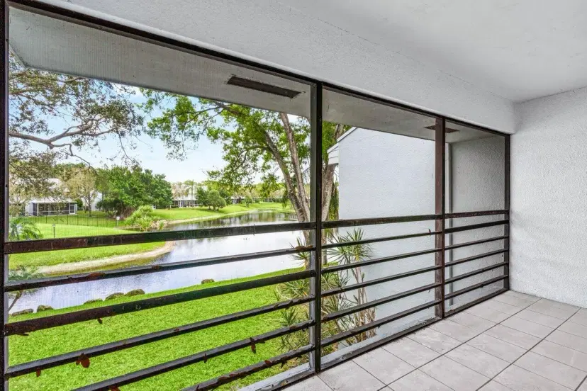 Picture of 6109 Old Court Road 238, Boca Raton FL 33433