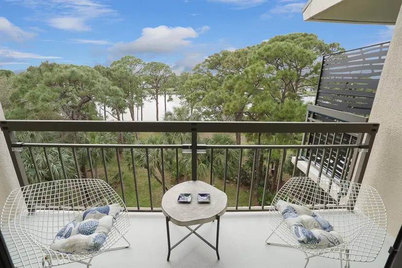 Picture of 2101 Marina Isle Way 503, Jupiter FL 33477