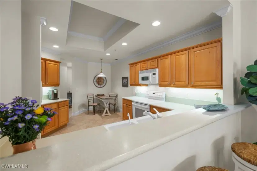 Picture of 4700 Yacht Harbor Dr 612, Naples FL 34112