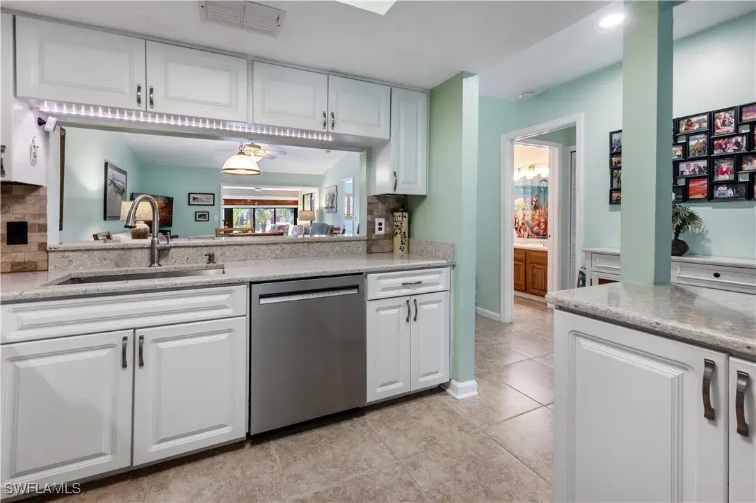 Picture of 2012 Pine Isle Ln 2012, Naples, FL 34112