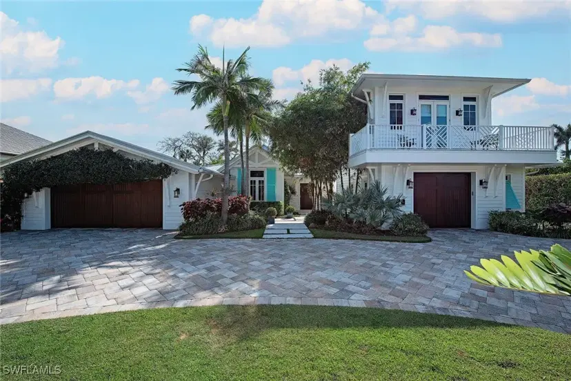 Picture of 370 Rudder Rd, Naples FL 34102