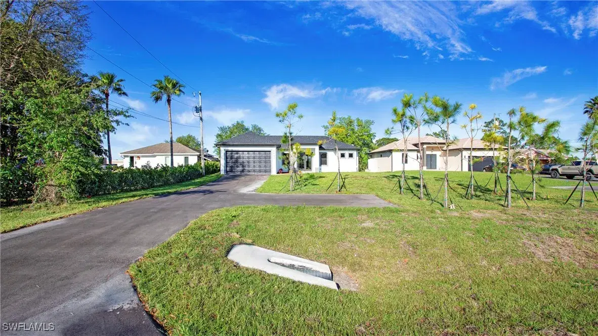 Picture of 4445 22Nd St Ne, Naples, FL 34120