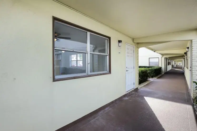 Picture of 102 Saxony Lane C, Delray Beach FL 33446
