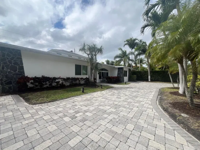 Picture of 210 Gregory Road, West Palm Beach FL 33405