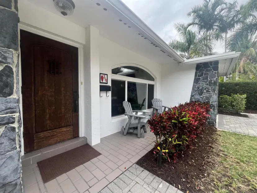 Picture of 210 Gregory Road, West Palm Beach FL 33405