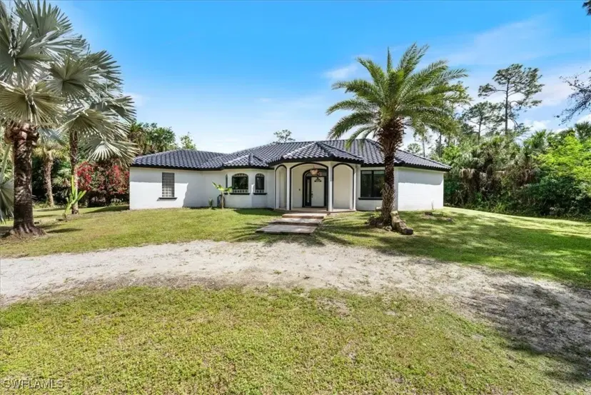 Picture of 1240 Desoto Blvd S, Naples FL 34117