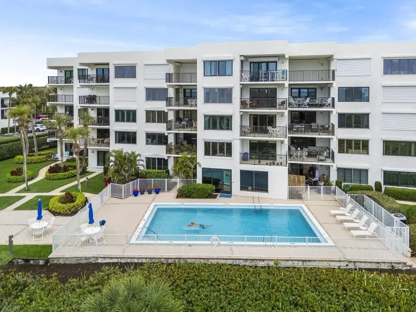 Picture of 1700 Ocean Drive 202, Vero Beach FL 32963