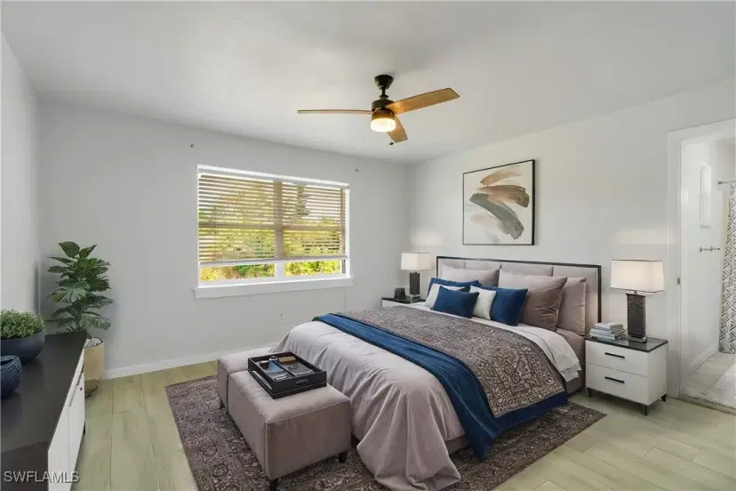 Picture of 2029 Maravilla Cir, Fort Myers FL 33901