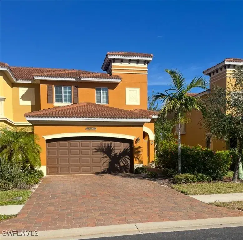 Picture of 10100 Tin Maple Dr 15, Estero FL 33928