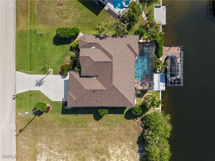 Picture of 810 NW 36Th Ave, Cape Coral FL 33993