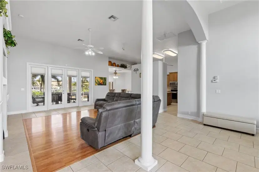 Picture of 810 NW 36Th Ave, Cape Coral FL 33993