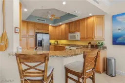 Picture of 4182 Bay Beach Ln 733, Fort Myers Beach, FL 33931