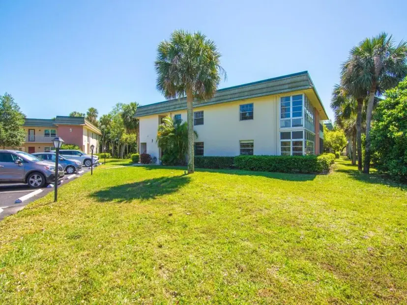Picture of 7 Vista Gardens Trail 105, Vero Beach FL 32962