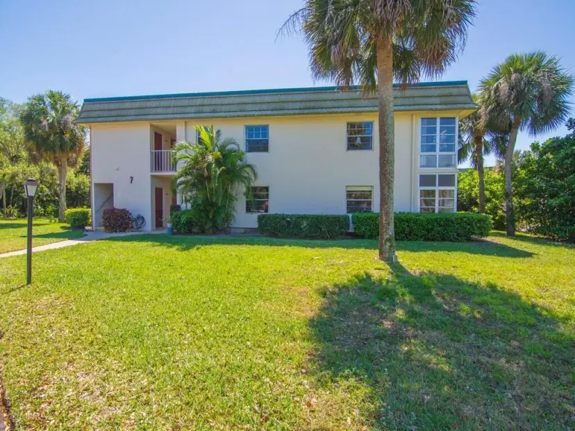 Picture of 7 Vista Gardens Trail 105, Vero Beach FL 32962