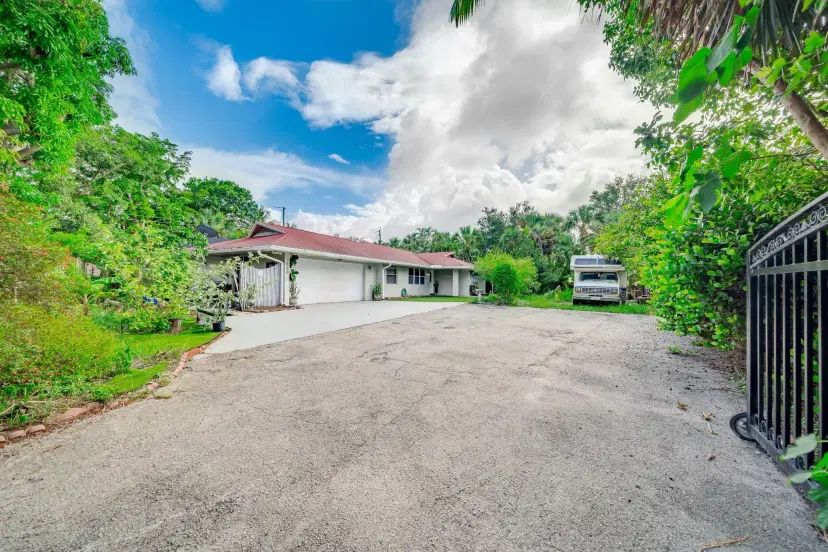 Picture of 2550 Ray Ct, Lake Worth FL 33462