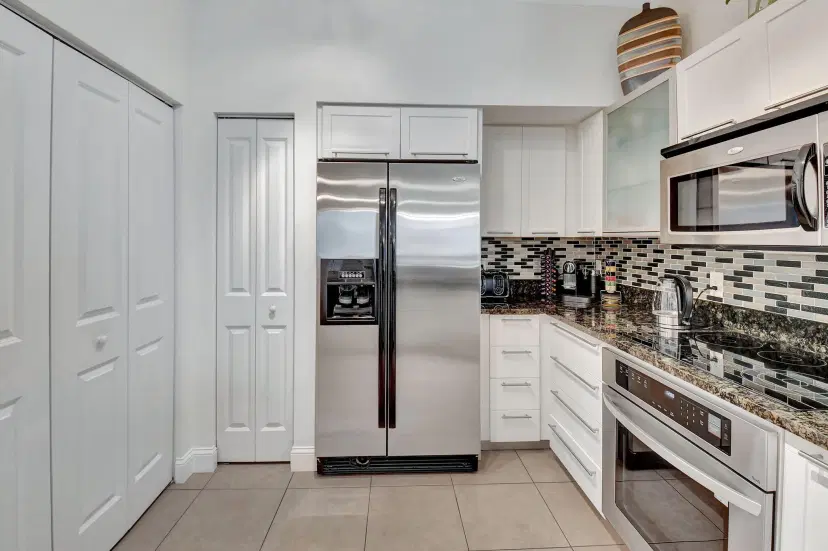 Picture of 225 NE 1St Street 214, Delray Beach FL 33444
