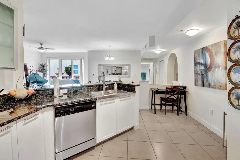 Picture of 225 NE 1St Street 214, Delray Beach FL 33444
