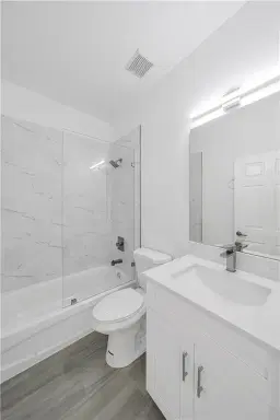 Picture of 8401 NW 107Th Ct 6-36, Doral, FL 33178