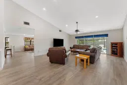 Picture of 891 Citrus Pl, Wellington, FL 33414