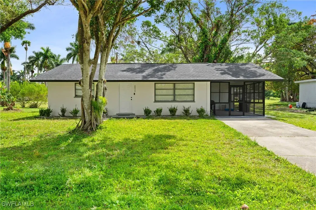 Picture of 4414 Birmingham St, Fort Myers, FL 33905