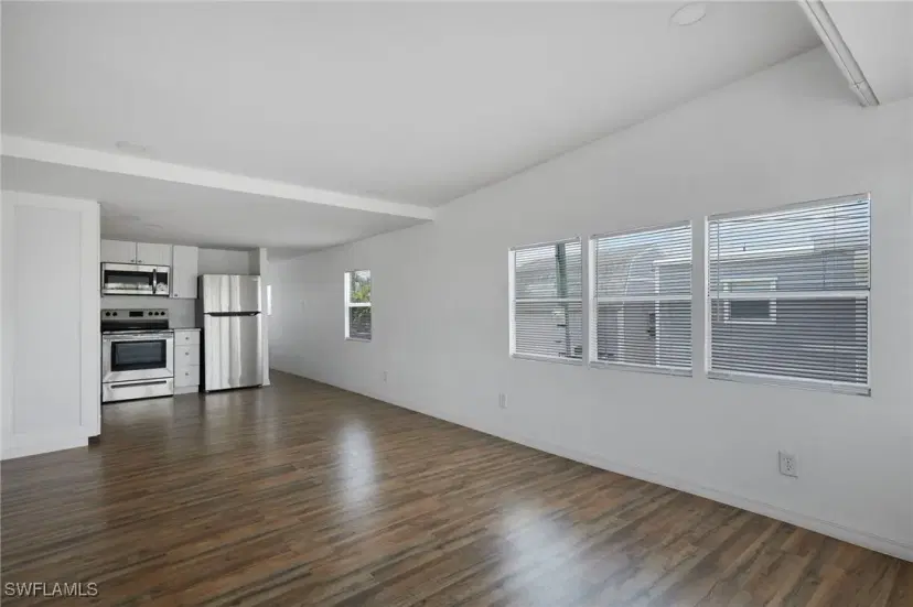 Picture of 5558 Palm Beach Blvd 214, Fort Myers FL 33905