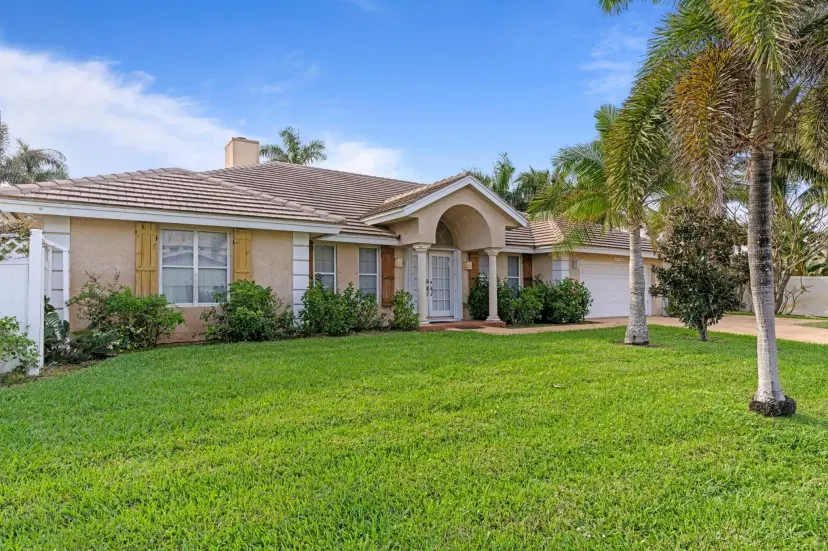 Picture of 201 Cascade Lane, Palm Beach Shores FL 33404