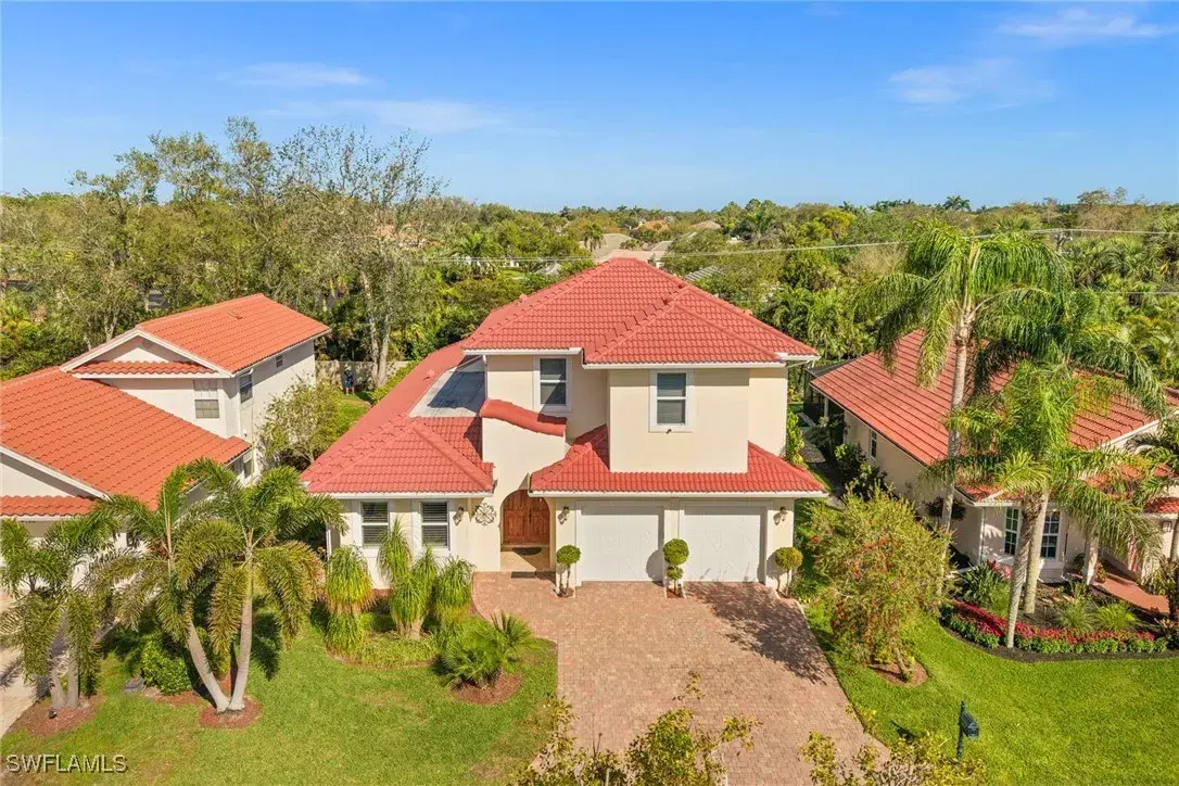 Picture of 4778 Europa Dr, Naples, FL 34105