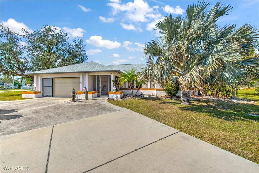 Picture of 19484 Midway Blvd, Port Charlotte, FL 33948