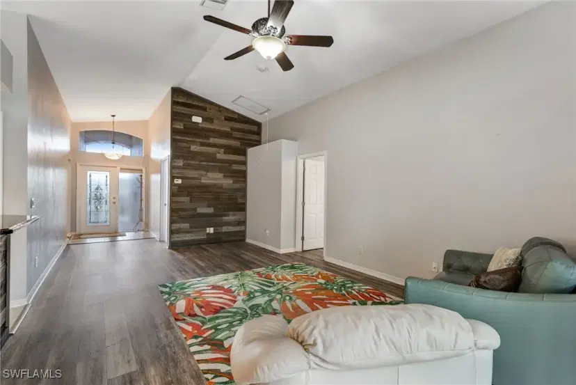 Picture of 17721 Castle Harbor Dr, Fort Myers FL 33967