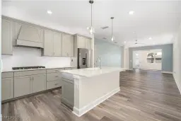 Picture of 42186 Edgewater Dr, Punta Gorda, FL 33982