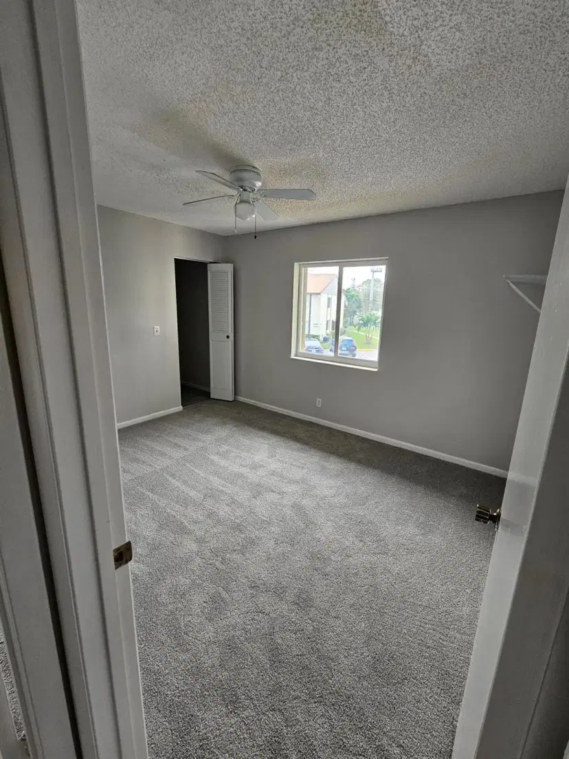 Picture of 5991 Whispering Pine Way D-2, Greenacres FL 33463