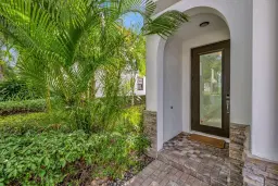 Picture of 4509 E Aqua Bella Ln 4509, Fort Lauderdale, FL 33312