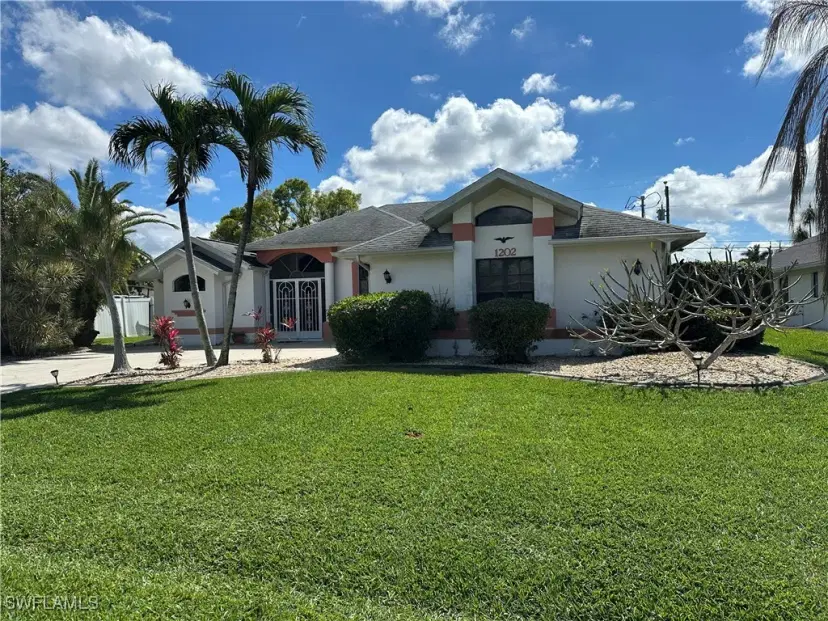 Picture of 1202 SE 21St St, Cape Coral FL 33990