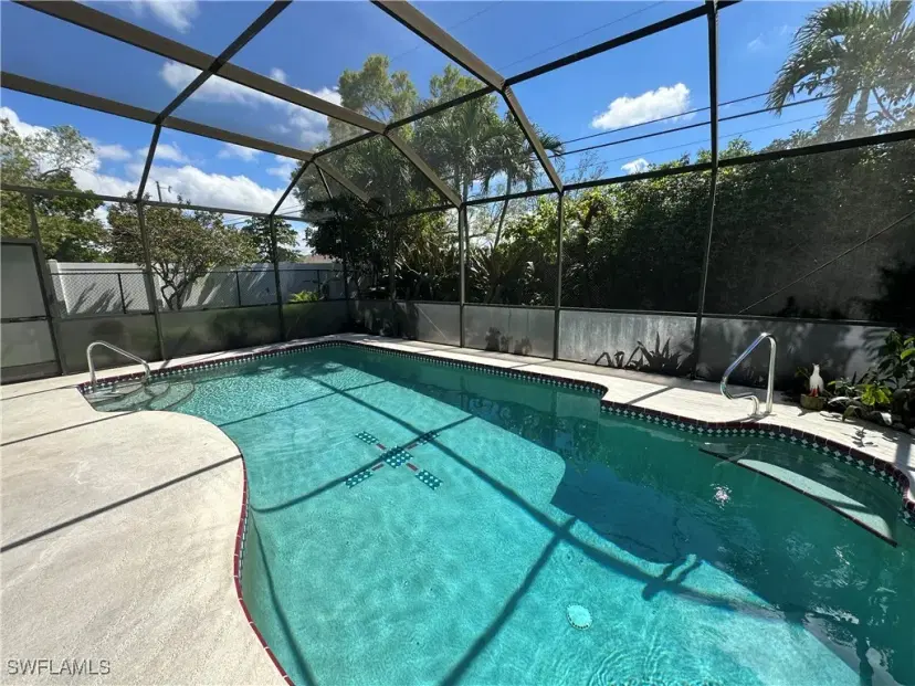 Picture of 1202 SE 21St St, Cape Coral FL 33990