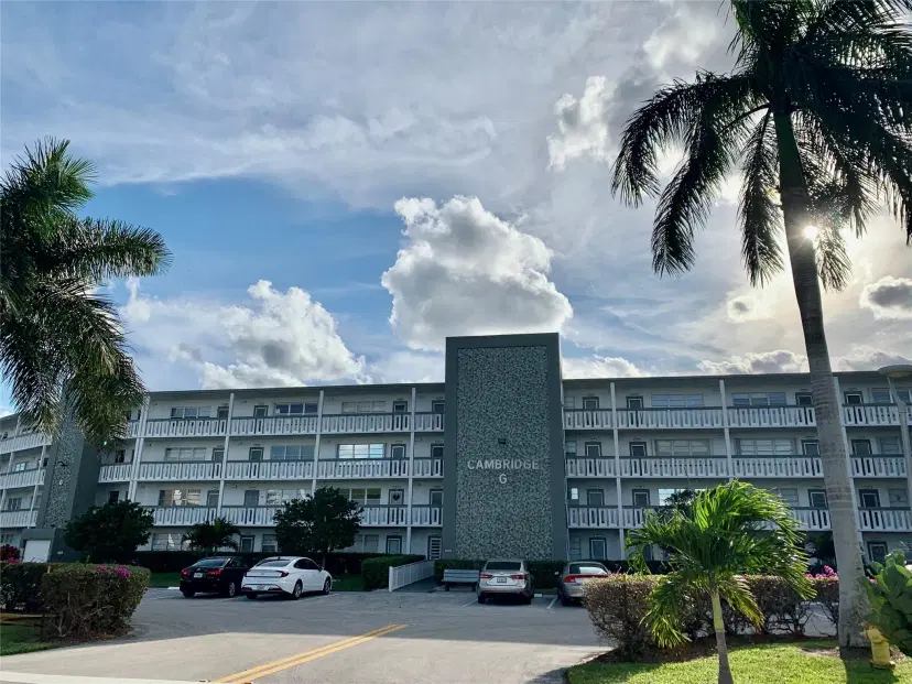 Picture of 2150 Cambridge G 2150, Deerfield Beach FL 33442