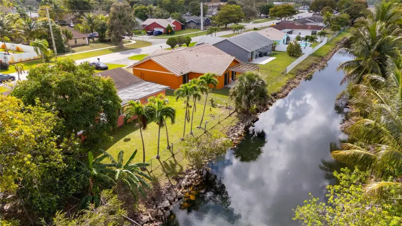 Picture of 8551 NW 50Th St, Lauderhill FL 33351