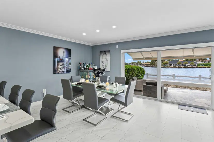 Picture of 3209 S Ocean Drive 1-G, Hallandale Beach FL 33009