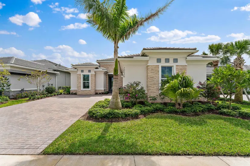 Picture of 10036 Seagrass Way, Palm Beach Gardens FL 33412