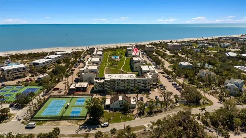 Picture of 979 E Gulf Dr 231, Sanibel FL 33957