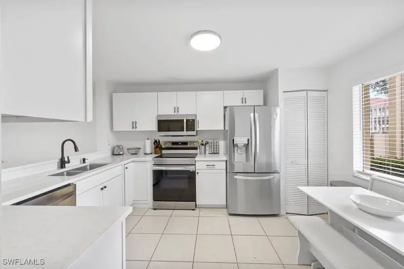 Picture of 3705 Amberly Cir F103, Naples FL 34112
