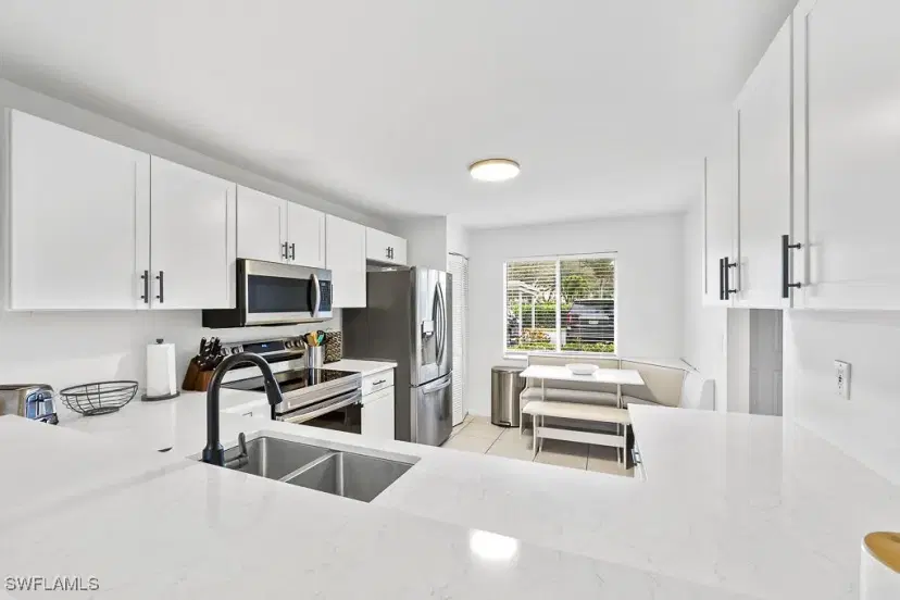 Picture of 3705 Amberly Cir F103, Naples FL 34112