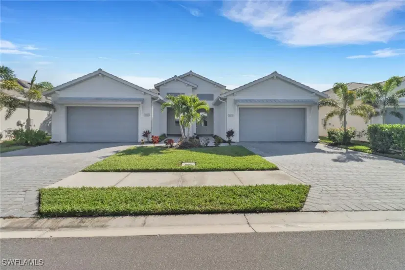 Picture of 9044 Saint Lucia Dr, Naples FL 34114