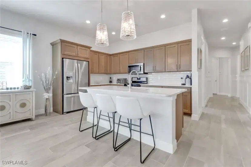 Picture of 9044 Saint Lucia Dr, Naples FL 34114