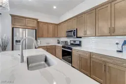 Picture of 9044 Saint Lucia Dr, Naples, FL 34114