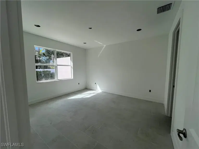 Picture of 8885 Oceana Way, Naples FL 34114