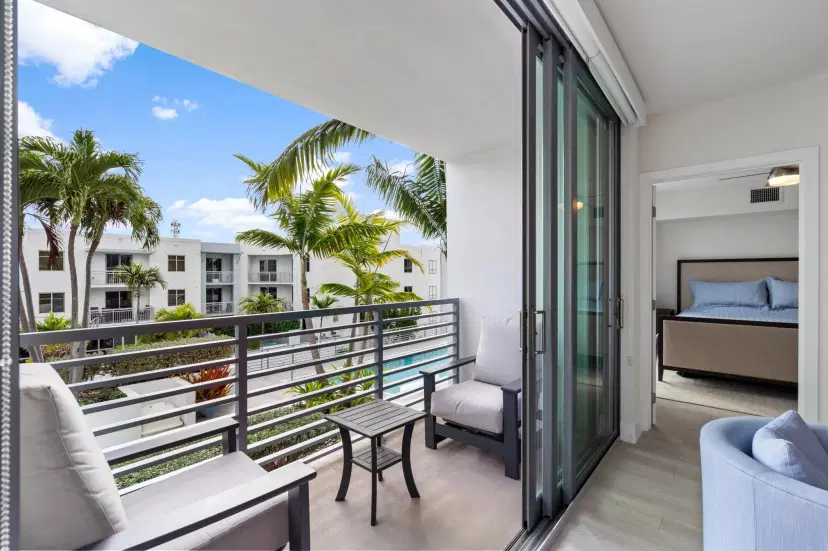 Picture of 111 SE 1St Avenue 411, Delray Beach FL 33444