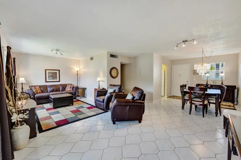 Picture of 705 Lori Drive 206, Palm Springs FL 33461