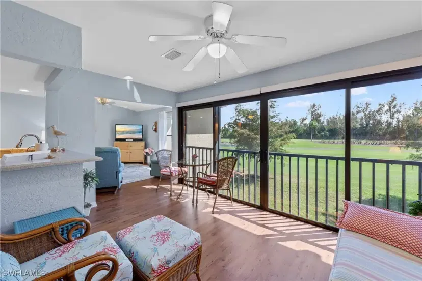 Picture of 5890 Trailwinds Dr 522, Fort Myers FL 33907
